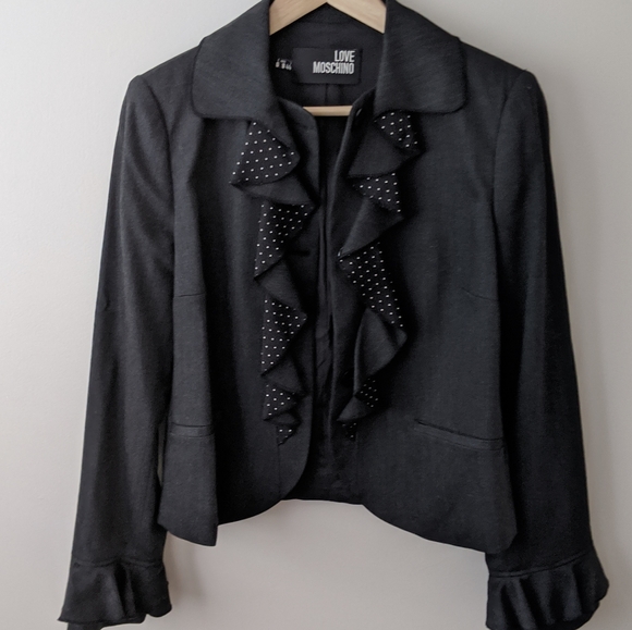 ✨HOST PICK✨ Love Moschino Feminine Ruffle Blazer - Picture 1 of 6